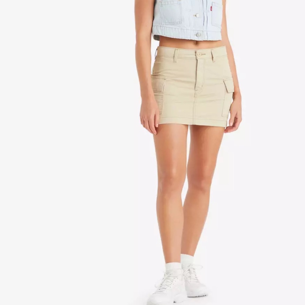 Levi's ‘94 Cargo Beige Mini Skirt Set